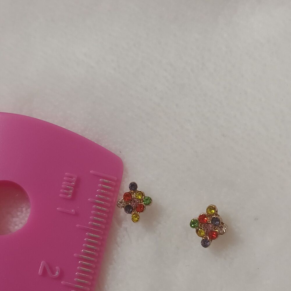 Multicolor Rhinestone Stud Earrings - Picture 5 of 6